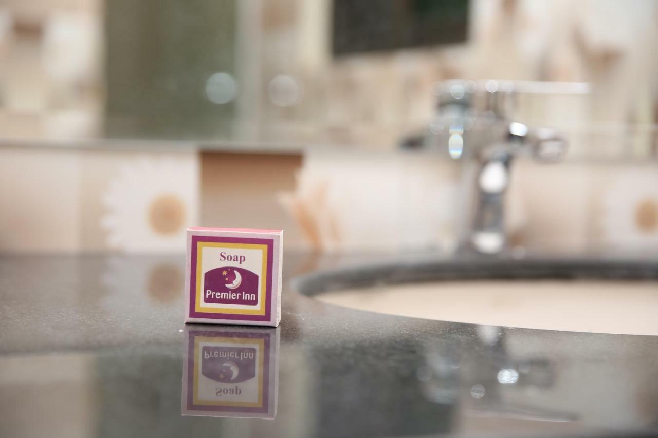 Premier Inn Gulberg Lahore Exterior foto